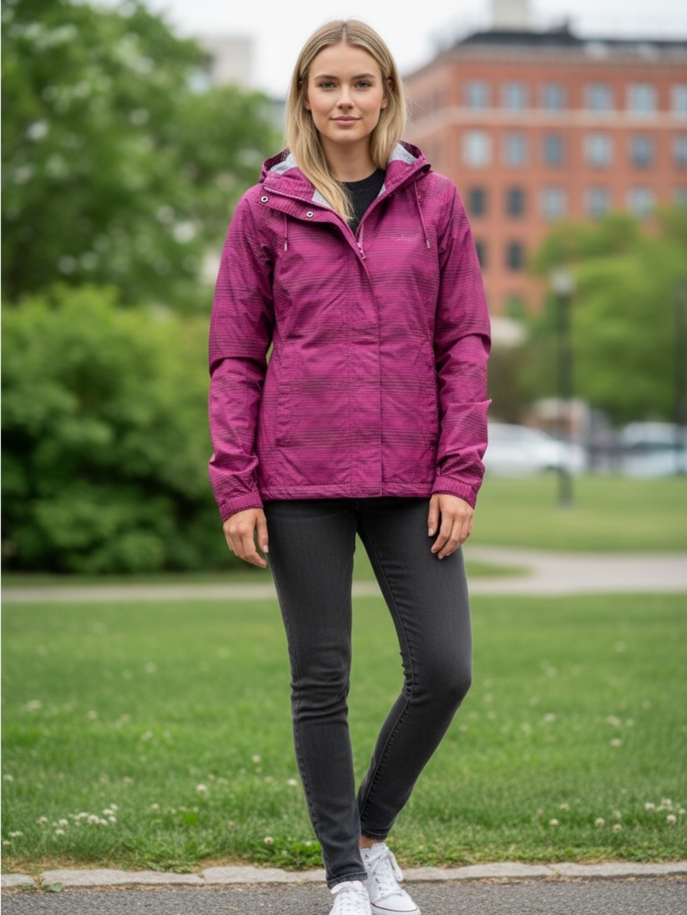 Mountain Hardwear Rain Jacket Hot Pink Hooded.  Magenta Striped.  Size Women's S